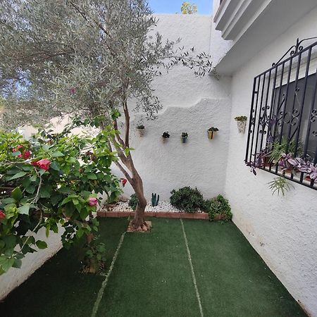 Endagora Apartment Nijar Exterior photo